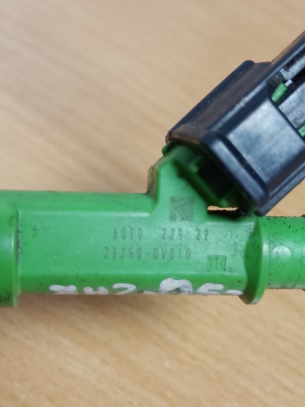 Форсунка топливная CAMRY 50 12-15 2012 ASV50 2.5 2ARFE