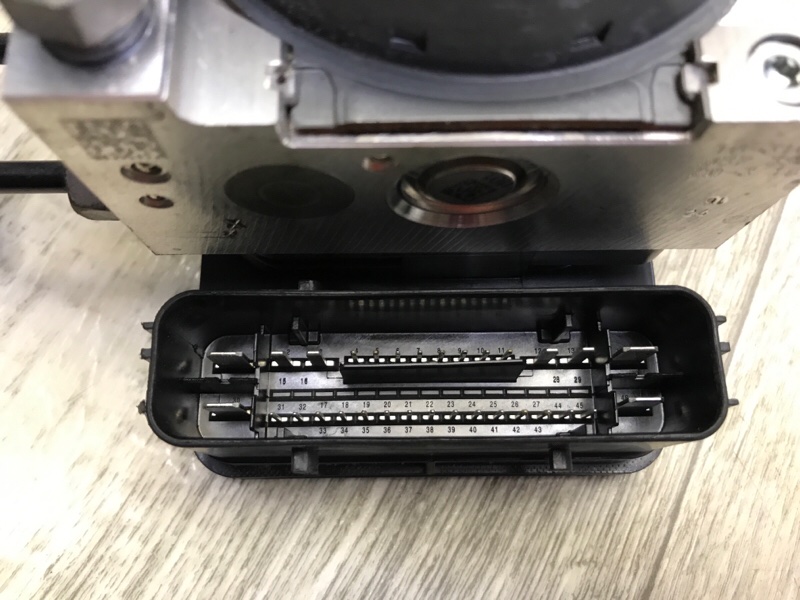 Блок ABS FOCUS 10-18 2017 2.0 C20HDEX