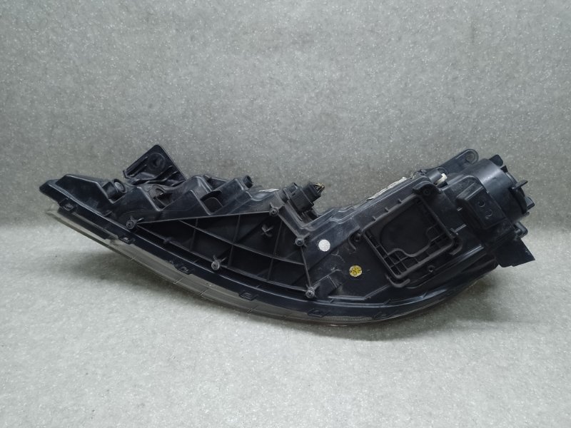 Фара правая 200 14-16 2016 2.4 ED6