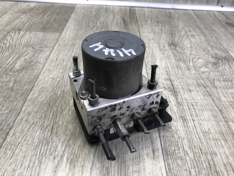 Блок ABS TOYOTA CAMRY 40 06-11 3.5 2GR-FE