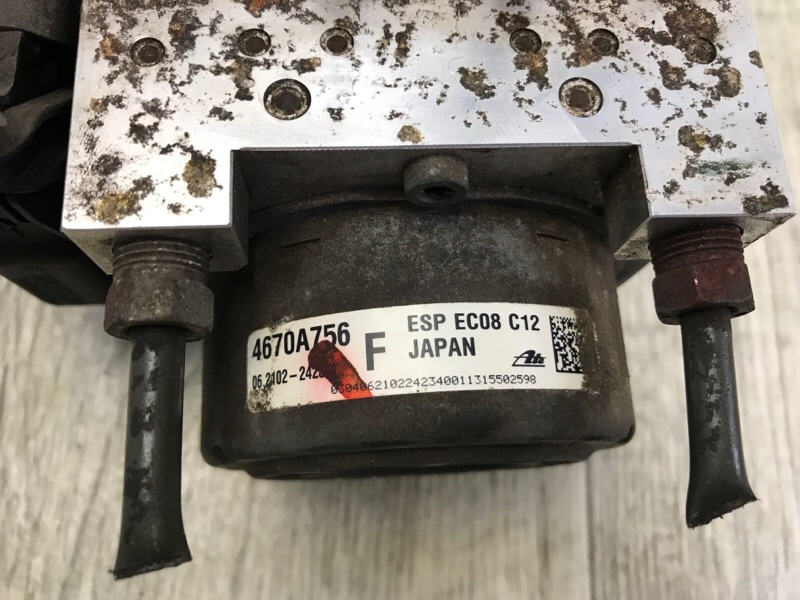 Блок ABS OUTLANDER GF 12- 2013 2.4 4J12 Блок ABS OUTLANDER GF 12- 2013 2.4 4J12