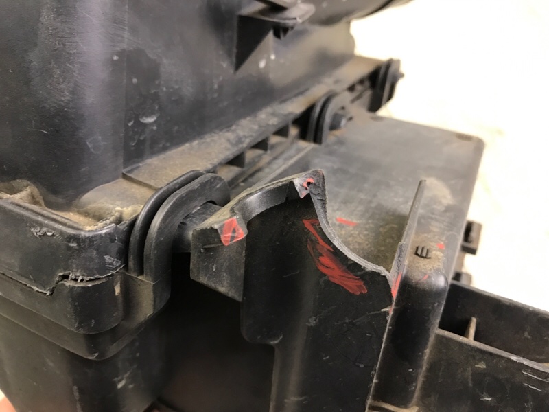 Корпус воздушного фильтра PATHFINDER R52 12-21 2013 3.5 VQ35DE