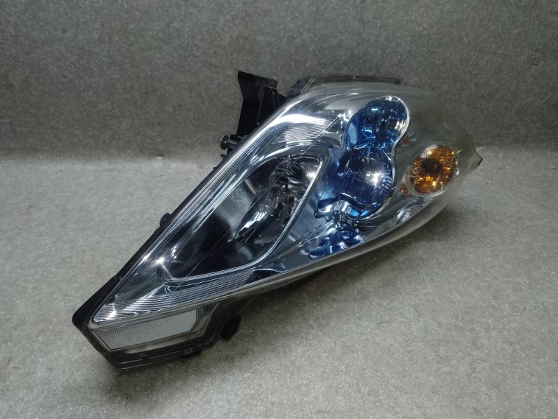 Фара правая LEAF 10-17 2011 EM61 Фара правая LEAF 10-17 2011 EM61