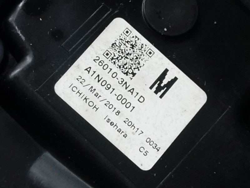 Фара правая LEAF 10-17 2011 EM61 Фара правая LEAF 10-17 2011 EM61