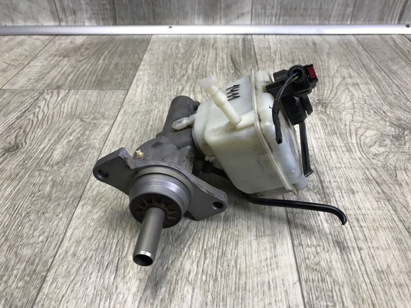 Главный тормозной цилиндр VOLKSWAGEN JETTA USA 10-17 2.5 1K1 614 019 M Б/У