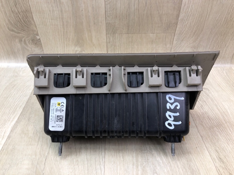 Подушка безопасности в колени левая FORD ESCAPE 12-19 2018 T15HDTX GJ5Z-78045J77-AE Б/У