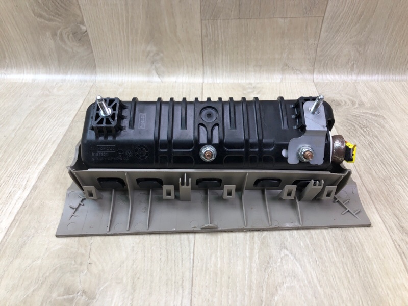 Подушка безопасности в колени левая ESCAPE 12-19 2018 T15HDTX