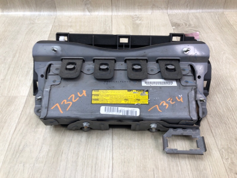 Подушка безопасности в колени левая SIENNA 11-16 2014 3.5 2GR-FE