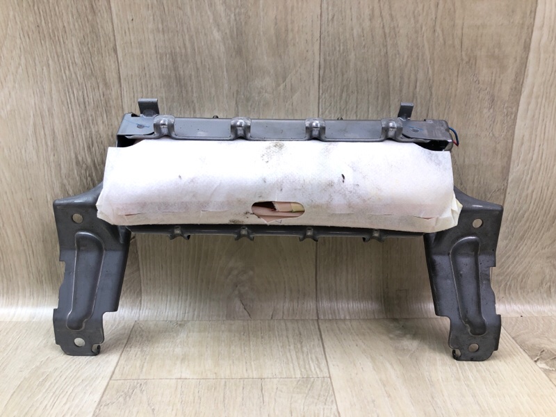 Запчасть подушка безопасности в колени левая MITSUBISHI OUTLANDER GF 12- 2013 2.4 4J12 7030A316XA Б/У Подушка безопасности в колени левая MITSUBISHI OUTLANDER GF 12- 2013 2.4 4J12 7030A316XA Б/У