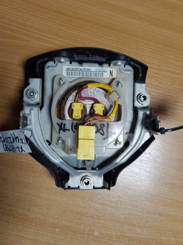 Подушка безопасности в руль MITSUBISHI OUTLANDER XL 05-13 Внедорожник 3.0