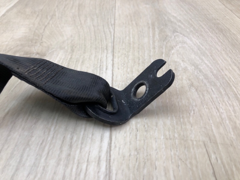 Ремень безопасности задний правый TIGUAN 16-23 2018 DGUA 2.0 Ремень безопасности задний правый TIGUAN 16-23 2018 DGUA 2.0