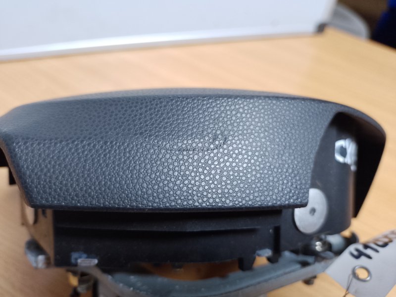 Подушка безопасности в руль CX-9 06-16 Подушка безопасности в руль CX-9 06-16