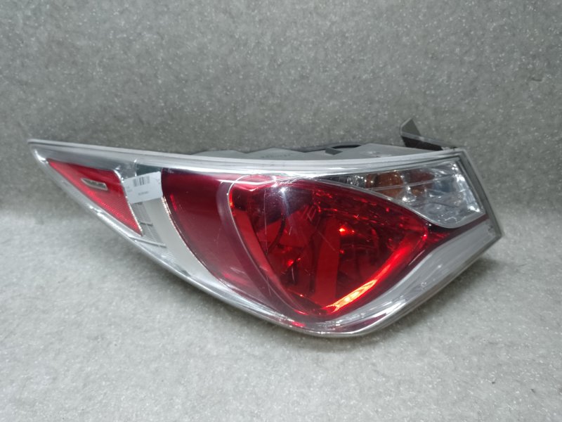 Запчасть фонарь наружный левый HYUNDAI SONATA YF 10-14 92401-4R050 Б/У Фонарь наружный левый HYUNDAI SONATA YF 10-14 92401-4R050 Б/У