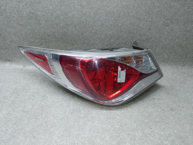 Запчасть фонарь наружный левый HYUNDAI SONATA YF 10-14 92401-4R050 Б/У Фонарь наружный левый HYUNDAI SONATA YF 10-14 92401-4R050 Б/У