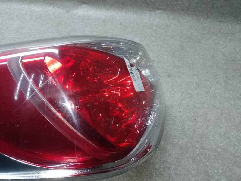 Фонарь наружный левый SONATA YF 10-14 Фонарь наружный левый SONATA YF 10-14