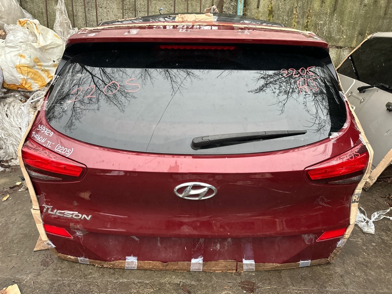 Крышка багажника HYUNDAI TUCSON TL 15-20 2018 2.0 G4NC 73700D3540 Б/У