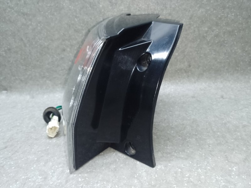 Фонарь наружный левый OUTLANDER XL 05-13 2007 3.0 6B31