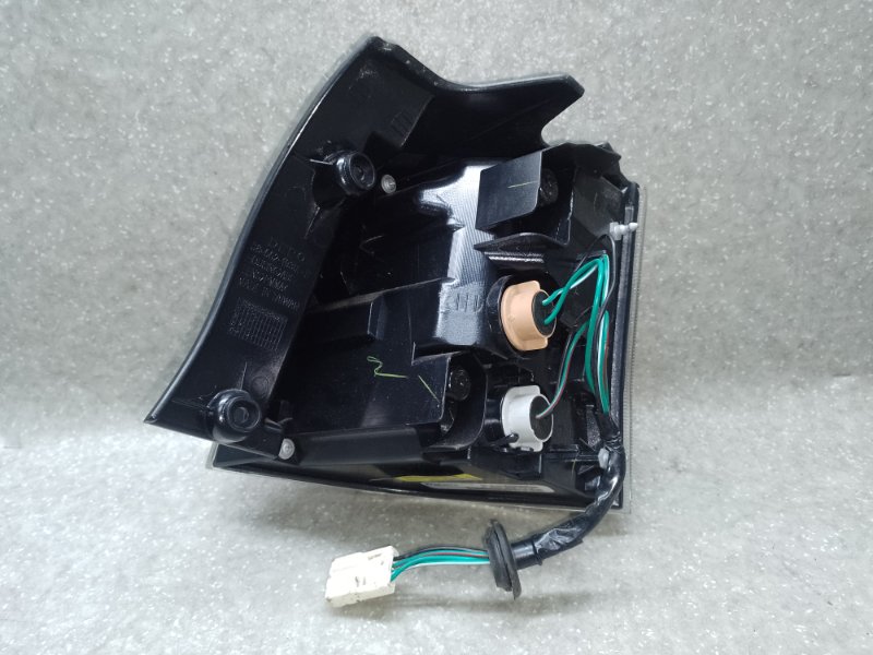 Фонарь наружный левый MITSUBISHI OUTLANDER XL 05-13 3.0 6B31