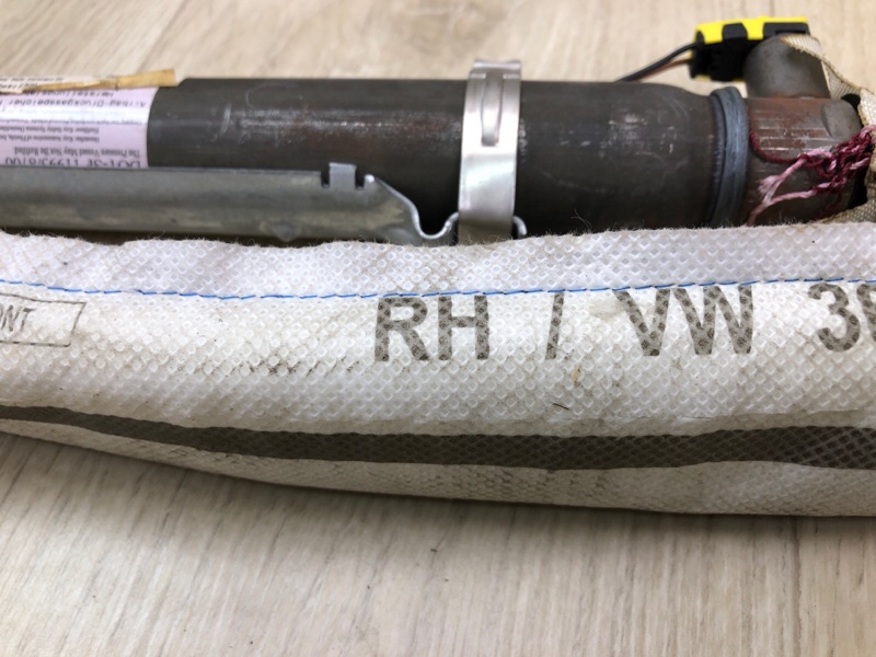 Подушка безопасности (штора) правая JETTA USA 10-17 Подушка безопасности (штора) правая JETTA USA 10-17