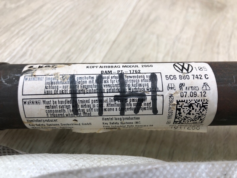 Подушка безопасности (штора) правая JETTA USA 10-17 Подушка безопасности (штора) правая JETTA USA 10-17