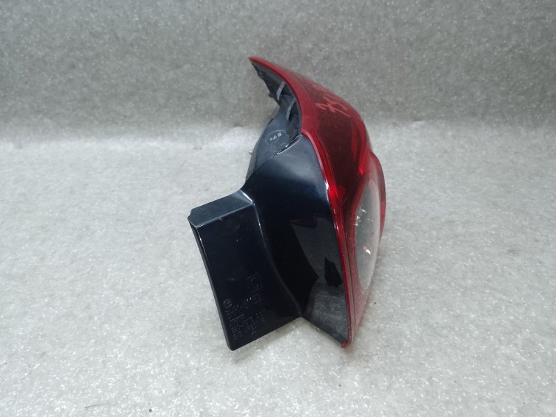 Фонарь наружный правый MAZDA 3 BM 13-19 HATCHBACK 2.0L 4