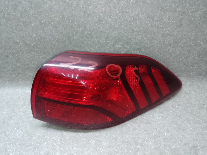 Фонарь наружный правый HYUNDAI TUCSON TL 15-20 2018 2.0 G4NC 92402-D3550 Б/У