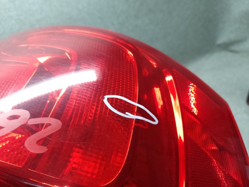 Фонарь наружный левый JETTA USA 10-17 2010 CBTA 2.5L