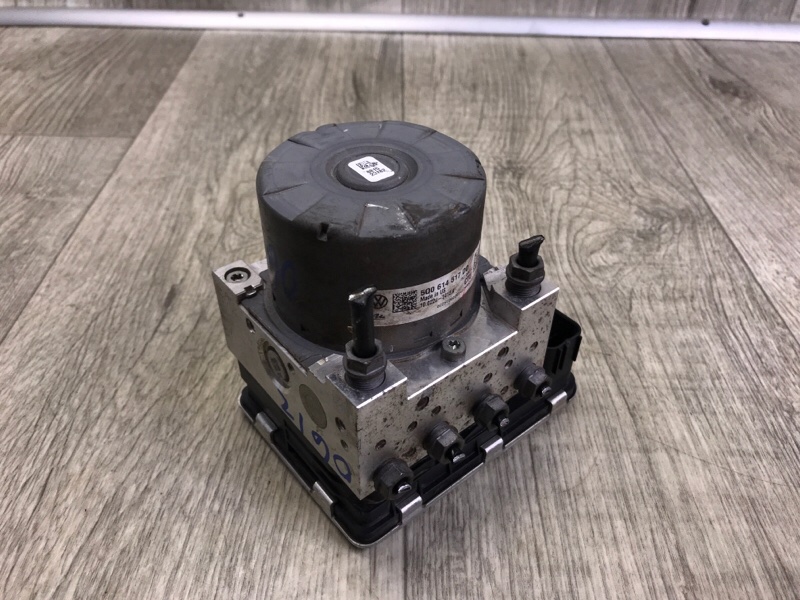 Блок ABS VOLKSWAGEN TIGUAN 16-23 DGUA 2.0