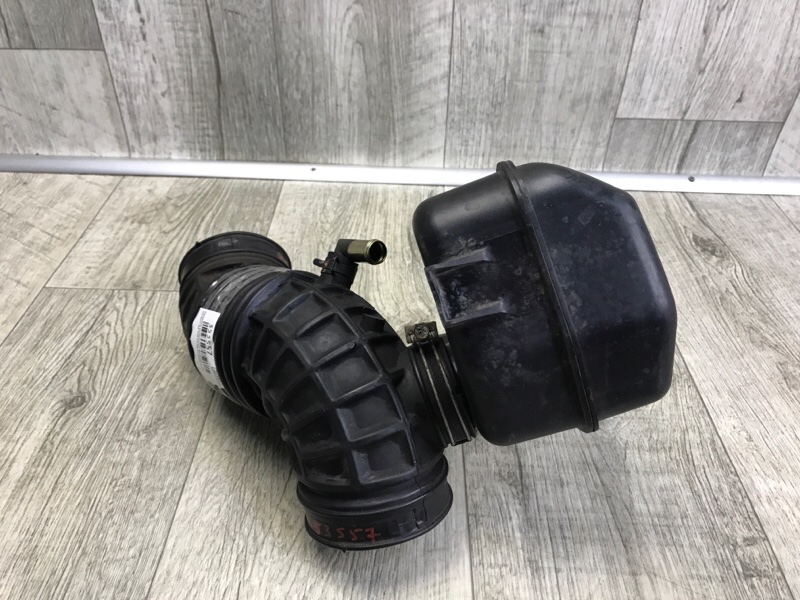 Патрубок воздушного фильтра FX S50 03-08 2006 VK45DE