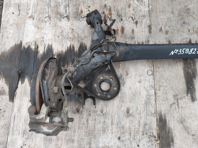 Балка задней подвески TOYOTA PRIUS PLUS 11-14 Балка задней подвески TOYOTA PRIUS PLUS 11-14