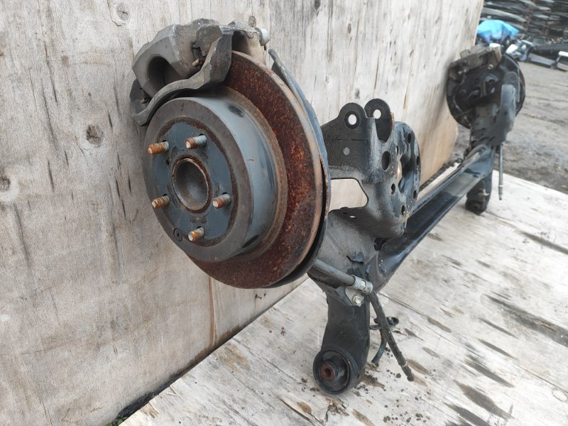 Балка задней подвески PRIUS PLUS 11-14 Балка задней подвески PRIUS PLUS 11-14