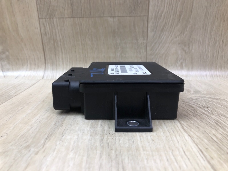 Блок управления стояночным тормозом MERCEDES GL-CLASS X166 12-16 M278928 4.7L Блок управления стояночным тормозом MERCEDES GL-CLASS X166 12-16 M278928 4.7L