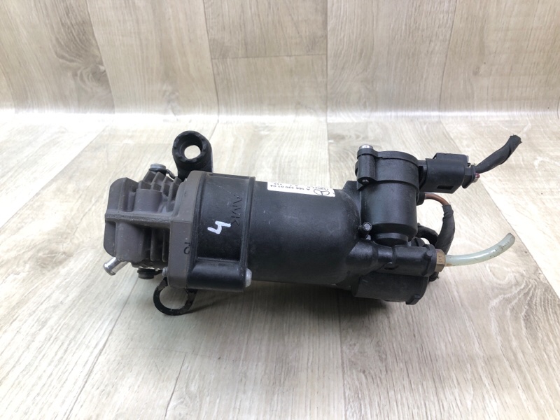 Компрессор пневмоподвески GL-CLASS X166 12-16 2012 M278928 4.7L Компрессор пневмоподвески GL-CLASS X166 12-16 2012 M278928 4.7L