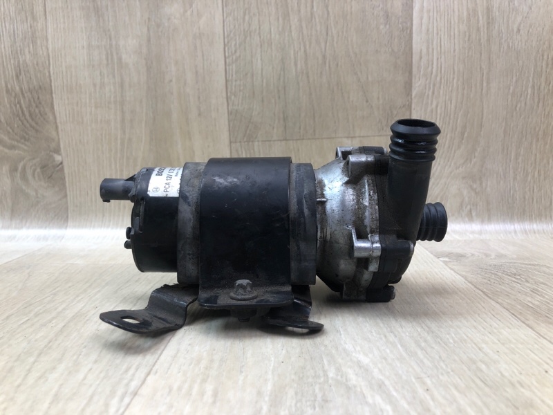 Помпа охлаждения электрическая GL-CLASS X166 12-16 2012 M278928 4.7L Помпа охлаждения электрическая GL-CLASS X166 12-16 2012 M278928 4.7L