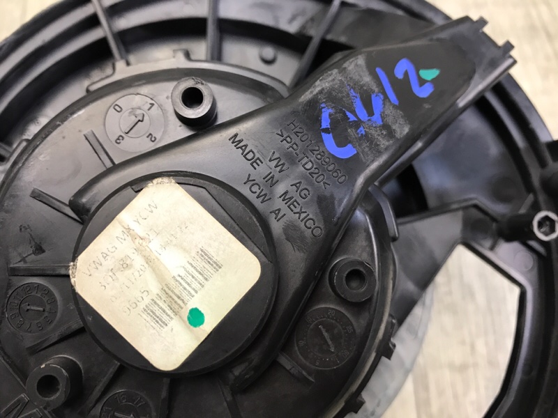 Моторчик печки VOLKSWAGEN TIGUAN 16-23 DGUA 2.0