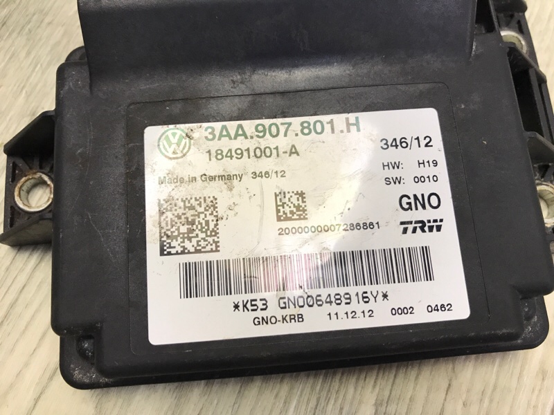 Блок управления стояночным тормозом TIGUAN 08-17 2012 2.0 CCTA