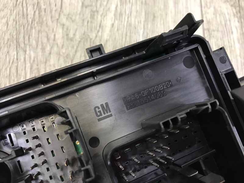 Блок предохранителей CRUZE 15- 2016 1.4T LE2