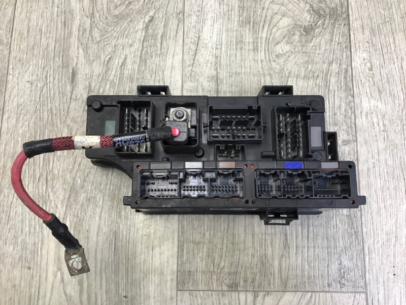 Блок предохранителей моторный отсек COMPASS 06-16 2014 2.0 ECN Блок предохранителей моторный отсек COMPASS 06-16 2014 2.0 ECN