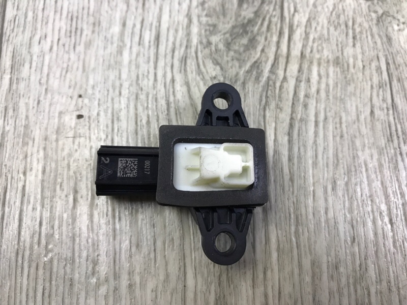 Датчик удара FORD MUSTANG 15- 2017 Кабриолет 3.7 C37PDED GN1Z-14B345-A Б/У