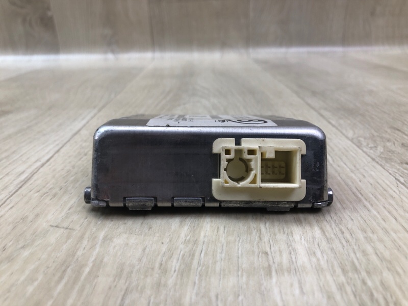 Камера переднего вида GL-CLASS X166 12-16 2012 M278928 4.7L Камера переднего вида GL-CLASS X166 12-16 2012 M278928 4.7L