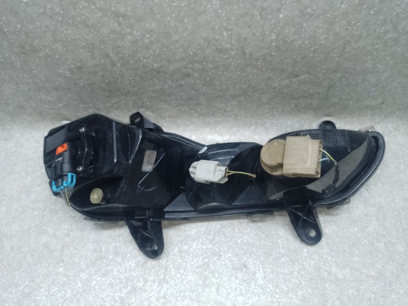 Противотуманная фара левая FORD ESCAPE 12-19 T16HDTX