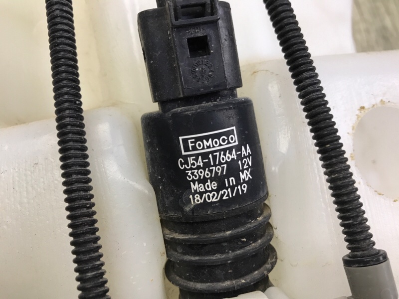 Бачок омывателя ESCAPE 12-19 2018 T15HDTX