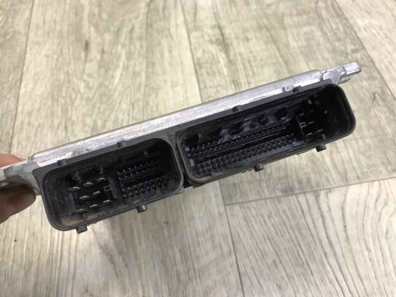 Блок управления двигателем FX S50 03-08 2006 VK45DE