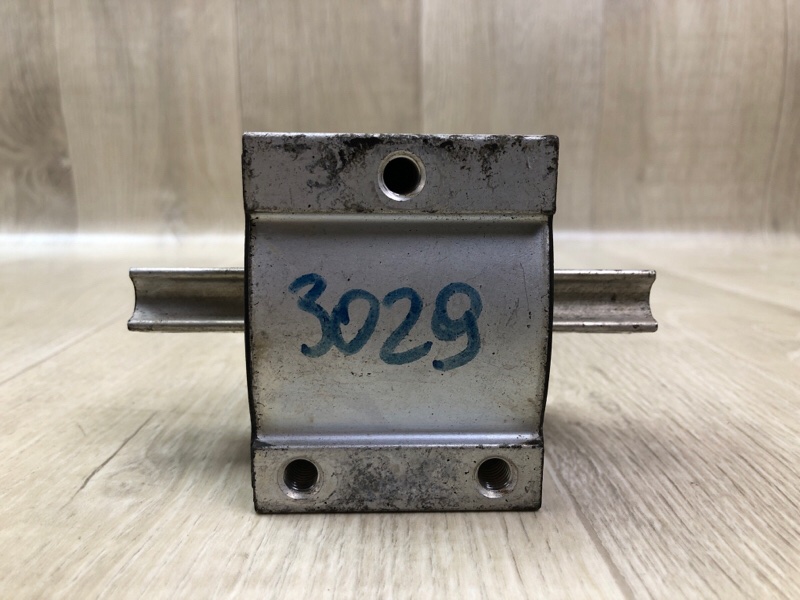 Подушка АКПП C-CLASS W205 16-21 2017 M274920 2.0L Подушка АКПП C-CLASS W205 16-21 2017 M274920 2.0L