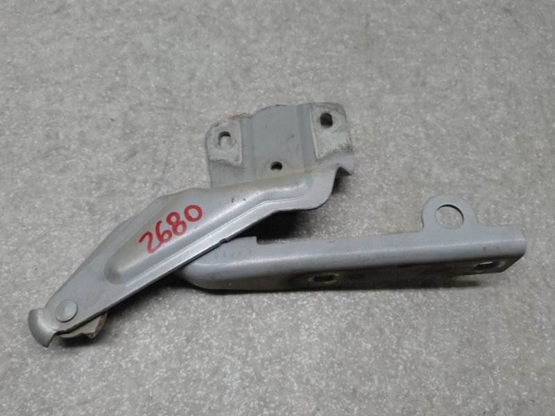 Петля капота левая JETTA USA 10-17 2010 CBTA 2.5L