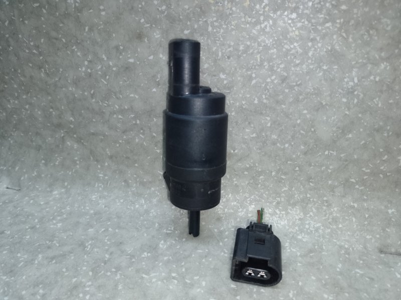 Насос омывателя стекла передний VOLKSWAGEN JETTA USA 10-17 2010 CBTA 2.5L 1K5 955 651 Б/У