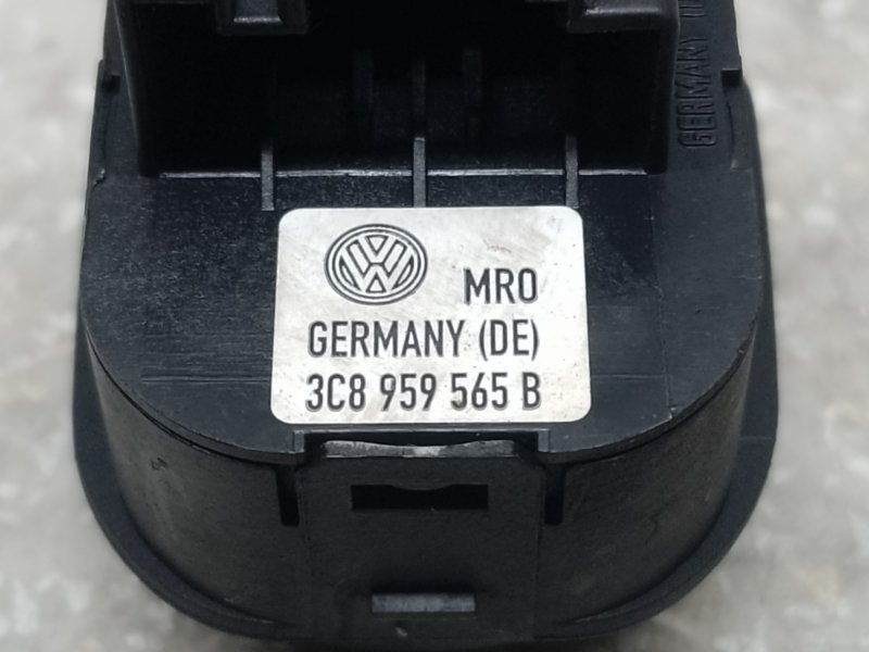 Блок управления зеркалами PASSAT CC 08-12