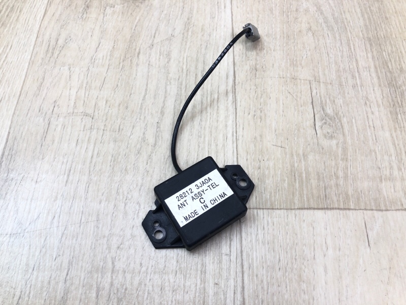 Запчасть антенна NISSAN PATHFINDER R52 12-21 2013 3.5 VQ35DE 28212-3JA0A Б/У Антенна NISSAN PATHFINDER R52 12-21 2013 3.5 VQ35DE 28212-3JA0A Б/У