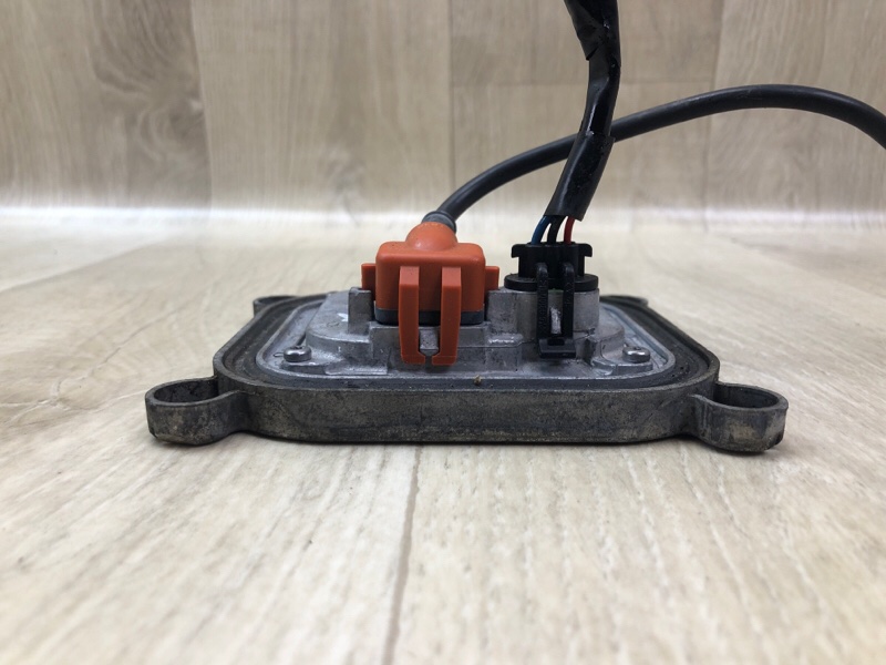 Блок розжига ксенона MUSTANG 15- 2017 Кабриолет 3.7 C37PDED Блок розжига ксенона MUSTANG 15- 2017 Кабриолет 3.7 C37PDED