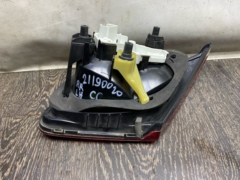 Фонарь внутренний задний левый PASSAT CC 08-12 2012 358 2.0 CBFA